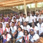 journalisme: Un groupe de journalistes et de professionnels de la communication ivoiriens participant à un forum stratégique à Abidjan en mars 2026, axé sur l'intégration de la dignité humaine et de la responsabilité éthique dans le paysage médiatique africain.