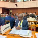 Fiabilité: Le ministre ivoirien Ibrahim Kalil Konaté s'exprimant lors de la 14e Conférence ministérielle de l'OMC à Yaoundé le 26 mars 2026, annonçant que le secteur du e-commerce en Côte d'Ivoire devrait atteindre 5,5 milliards de dollars grâce aux nouvelles réformes et infrastructures du commerce numérique.